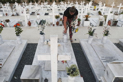 Κύπρος: 95χρονη έδωσε στοιχεία για ομαδικούς τάφους στα κατεχόμενα λίγο πριν πεθάνει