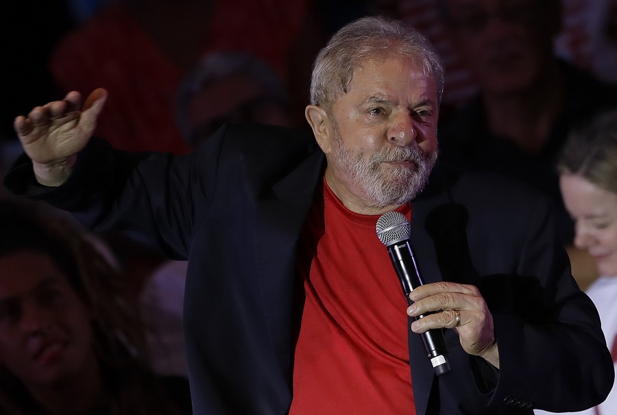 Βραζιλία: Βαρύ πλήγμα για Λούλα – 12 χρόνια φυλακή για διαφθορά