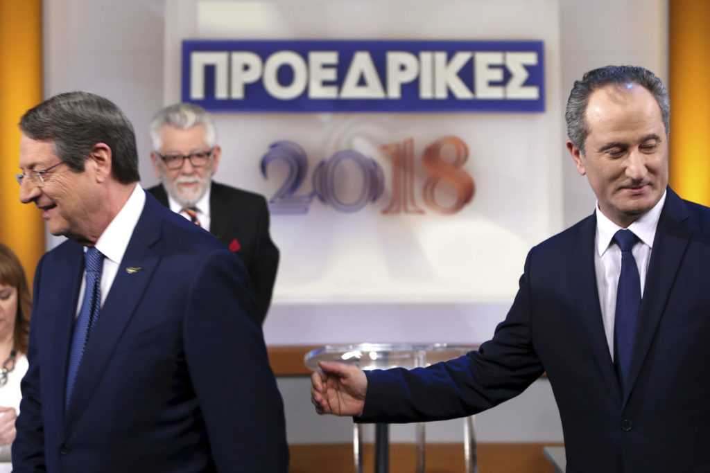 Εκλογές – Κύπρος: Αναστασιάδης – Μαλάς «διασταυρώνουν τα ξίφη τους»