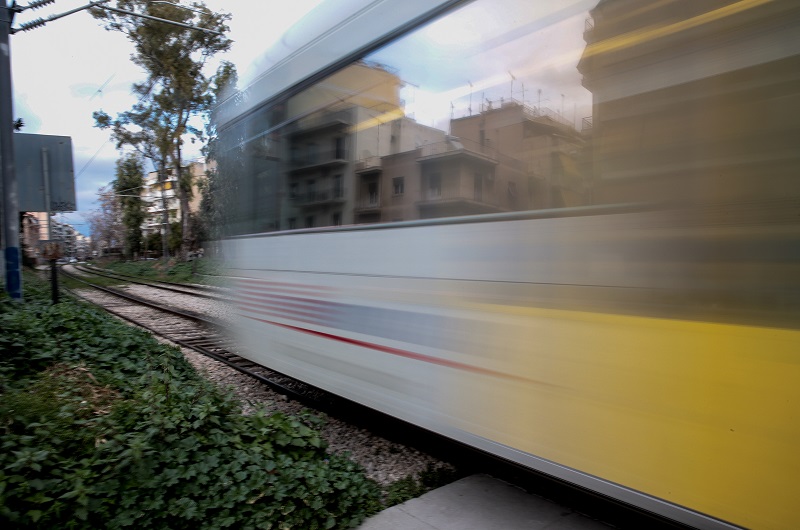 ΤΡΑΙΝΟΣΕ: Από σήμερα ξεκινούν τα απευθείας δρομολόγια Πειραιάς – Αεροδρόμιο