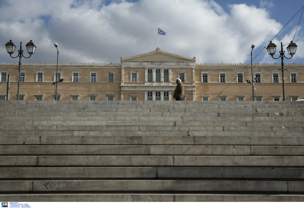 Στην Βουλή η δικογραφία για την υπόθεση της ακυρωθείσας αγοραπωλησίας αμυντικού υλικού