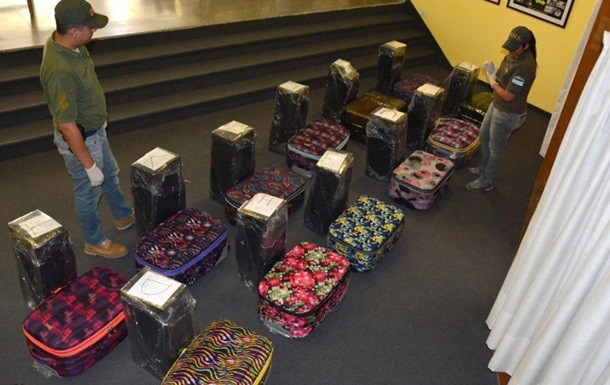 389 κιλά κοκαΐνης βρέθηκαν στη ρωσική πρεσβεία στο Μπουένος Άιρες