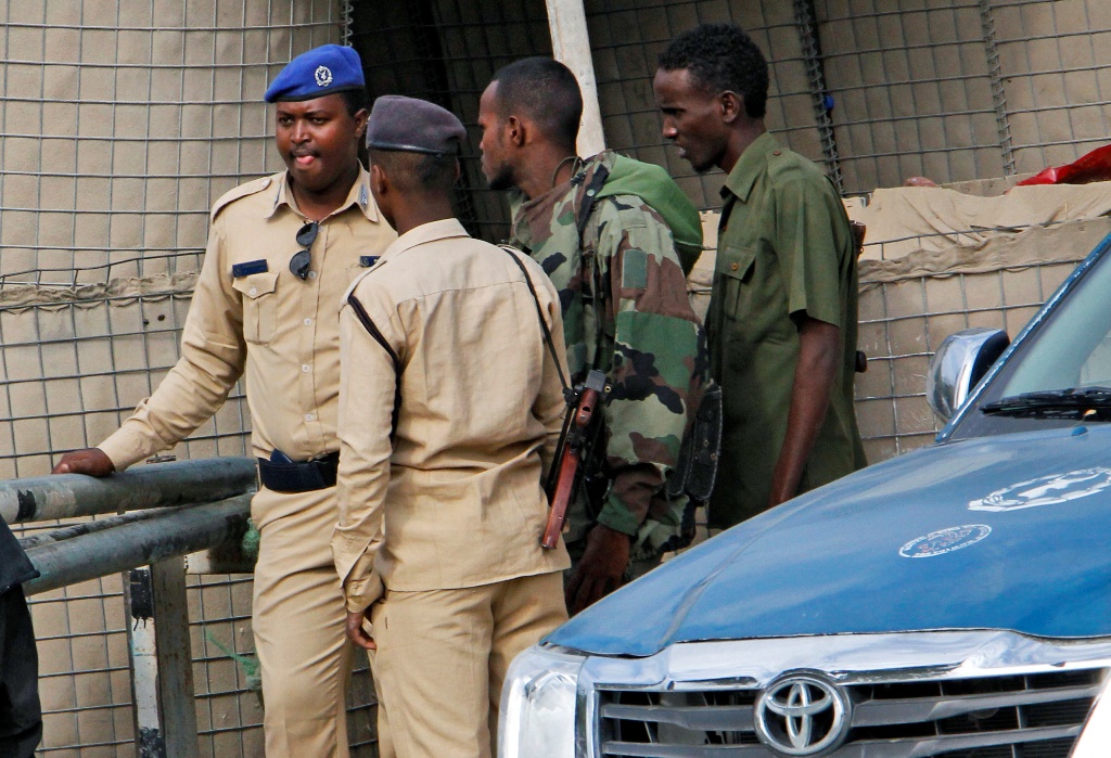 Σομαλία: Τουλάχιστον 22 νεκροί σε διπλή βομβιστική επίθεση στην πρωτεύουσα Μογκαντίσου
