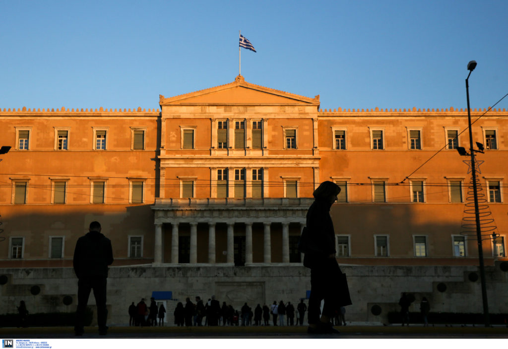 Ψευδής αγγελία για πρόσληψη σε πολιτικό γραφείο στη Βουλή κινητοποίησε την ΕΛΑΣ