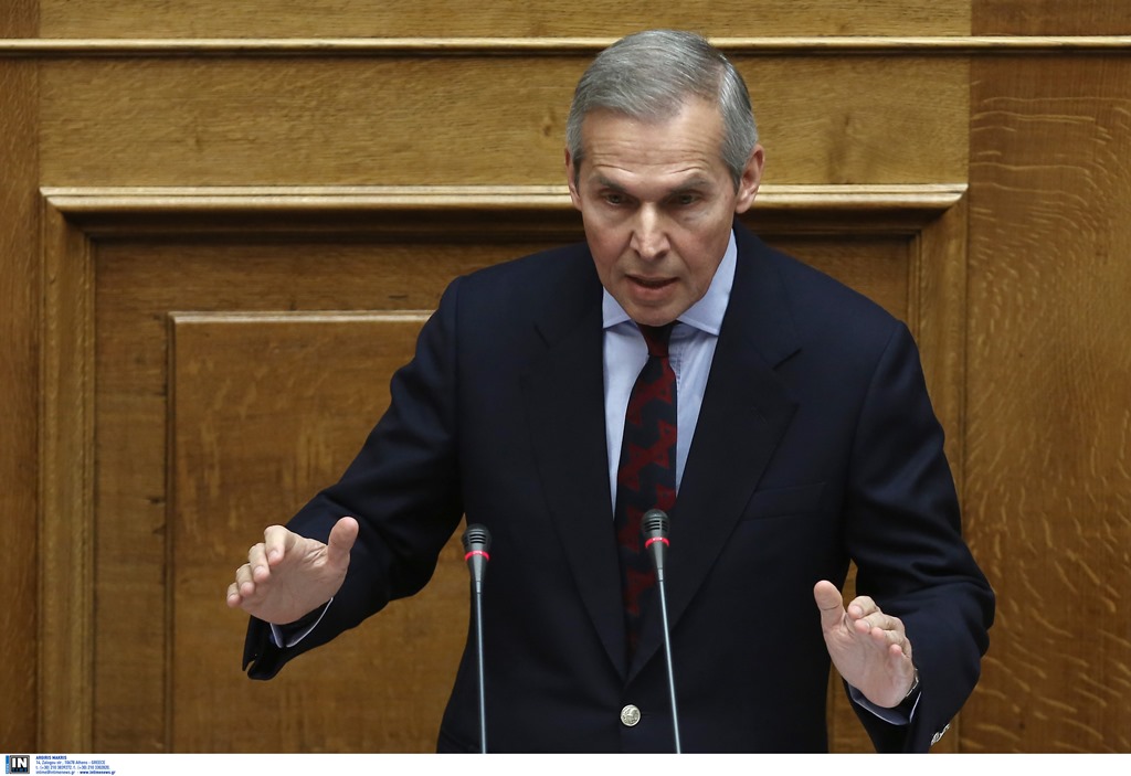 ΣΥΡΙΖΑ: Πρωτοφανές ρατσιστικό παραλήρημα του βουλευτή Θ. Δαβάκη – Τι περιμένει ο κ. Μητσοτάκης;