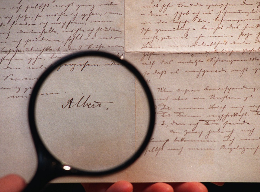 Η Σχετικότητα, το εμψυχωτικό γράμμα και η… ντροπαλή φοιτήτρια – Στο σφυρί επιστολές του Αϊνστάιν (Photo)