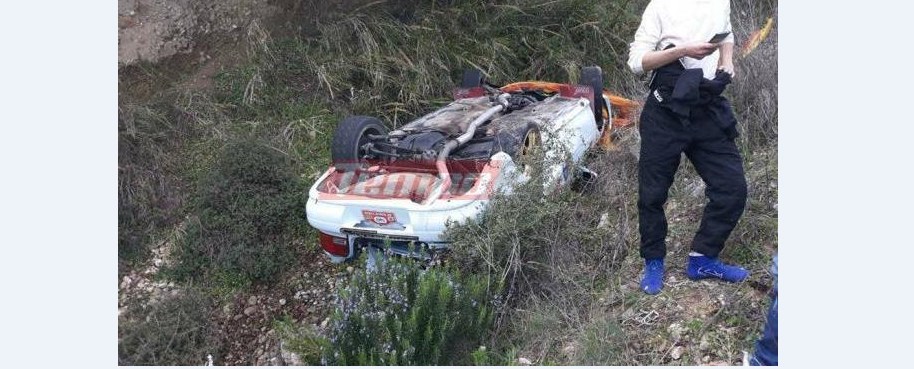 Πάτρα: Ατύχημα στο 40ο Ράλι Αχαιός: Αυτοκίνητο σε χαράδρα, στο νοσοκομείο ο οδηγός
