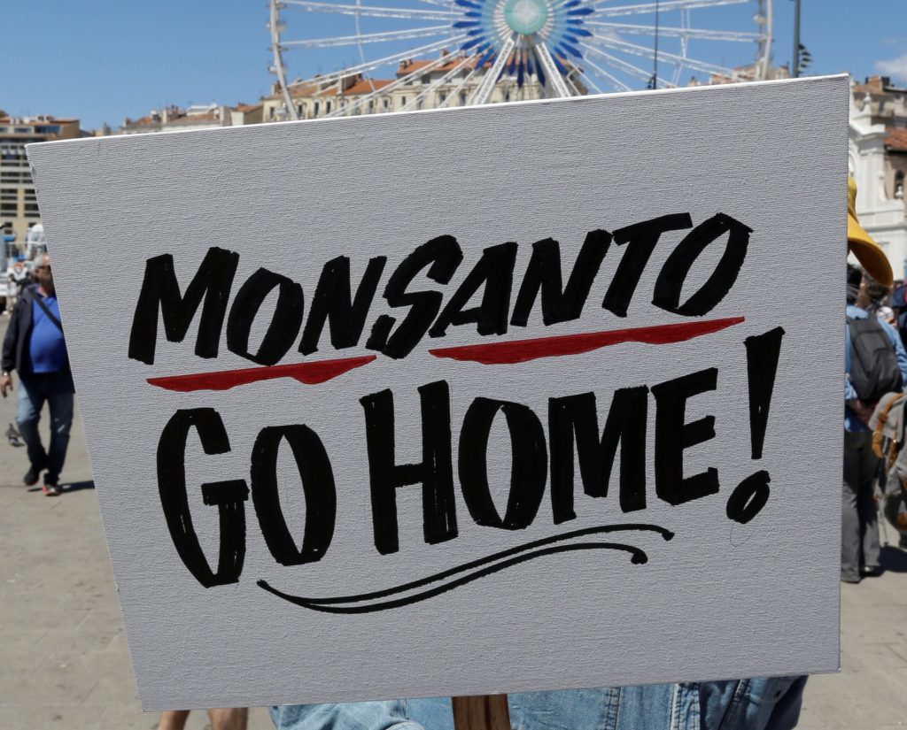 Μέχρι το 2023 θα κυκλοφορεί το καρκινογόνο ζιζανιοκτόνο της Monsanto στην Ελλάδα!