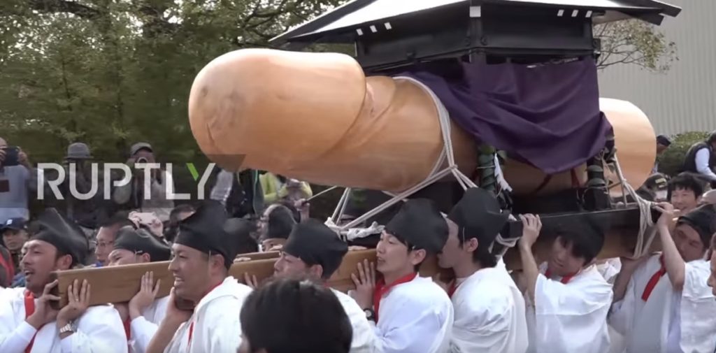Ιαπωνία: Το εντυπωσιακό φεστιβάλ γονιμότητας στο Κομάκι (video & εικόνες)
