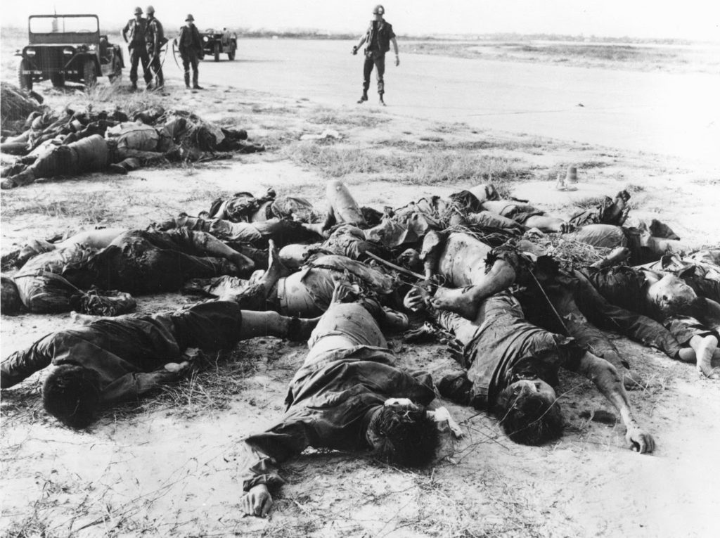 Πενήντα χρόνια από τη μεγάλη σφαγή των Αμερικάνων στο χωριό Μι Λάι (Graphic Video)