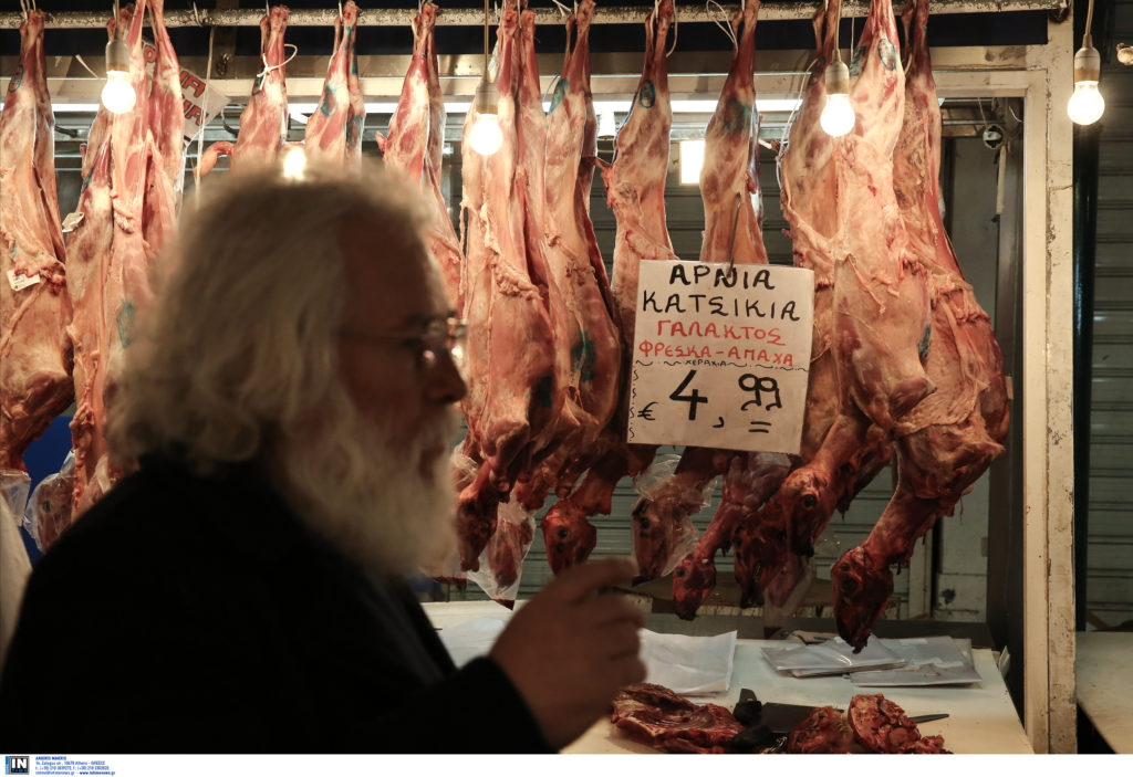 Ελλείψεις ελληνικών αρνιών για το Πάσχα προαναγγέλλουν οι κτηνοτρόφοι – Πού θα φτάσουν οι τιμές
