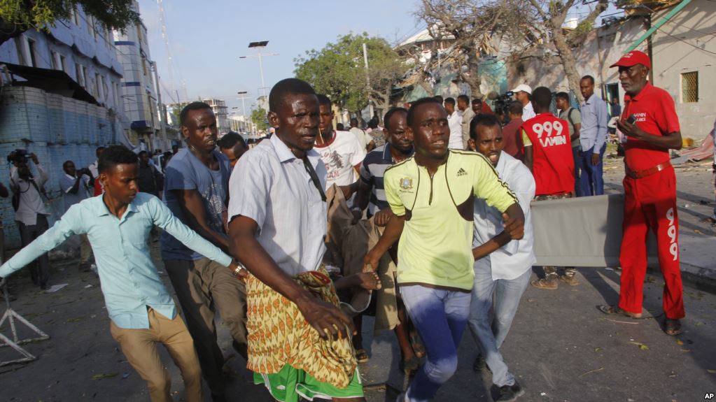 Σομαλία: Εισβολή τζιχαντιστών σε ξενοδοχείο – Τουλάχιστον 14 νεκροί