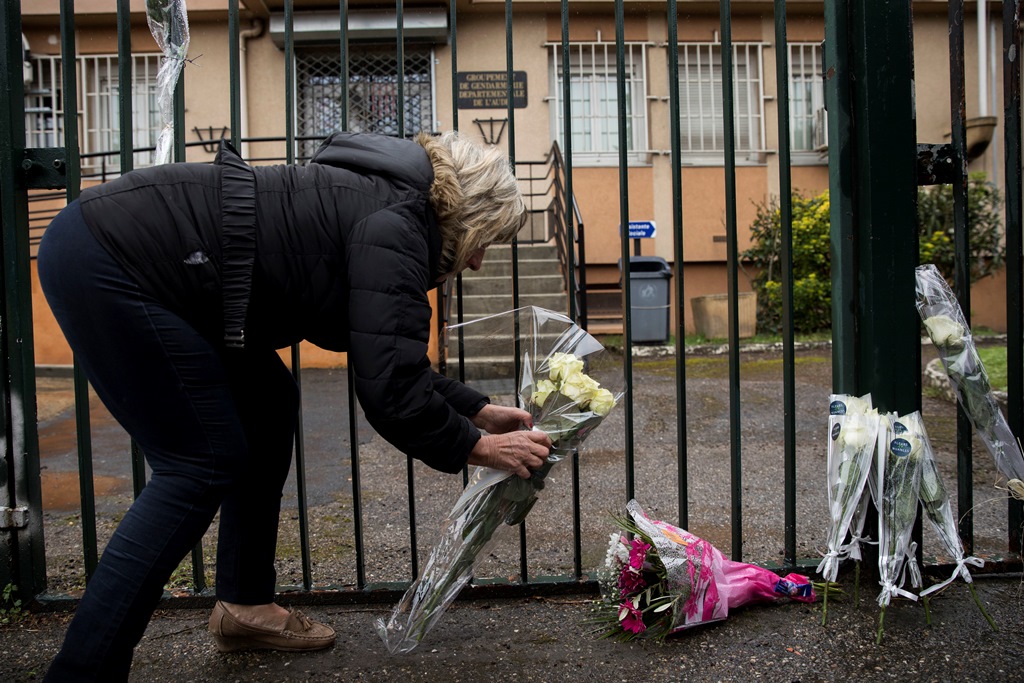 Γαλλία: Στην κατοικία του δράστη των επιθέσεων στοιχεία της οργάνωσης Ισλαμικό Κράτος