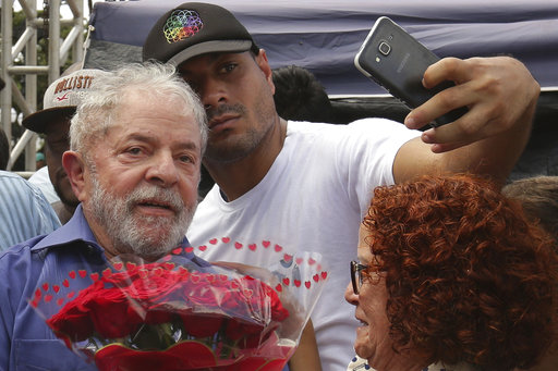 Βραζιλία: Η Ντίλμα Ρουσέφ καταδίκασε τις βομβιστικές επιθέσεις εναντίον του Λούλα ντα Σίλβα