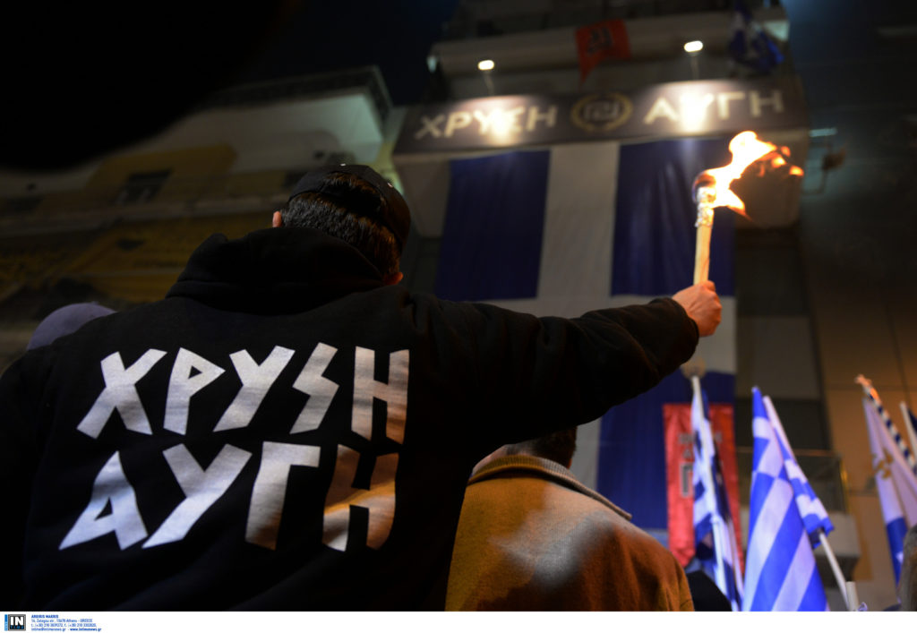 Ταυτοποιήθηκαν δύο σημαντικά μέλη της Χρυσής Αυγής για την επίθεση στο στέκι «Φαβέλα»