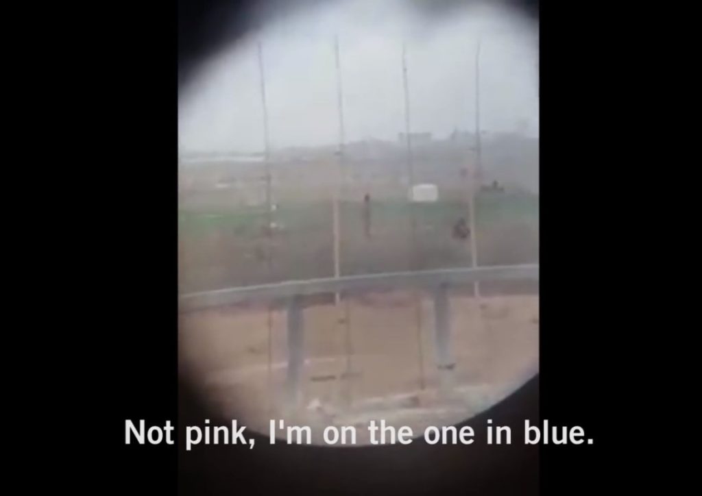 Ισραήλ: Η φρίκη μέσα από τη διόπτρα ελεύθερου σκοπευτή – Διαλέγει, πυροβολεί, κραυγές χαράς από τους τριγύρω του (Video)