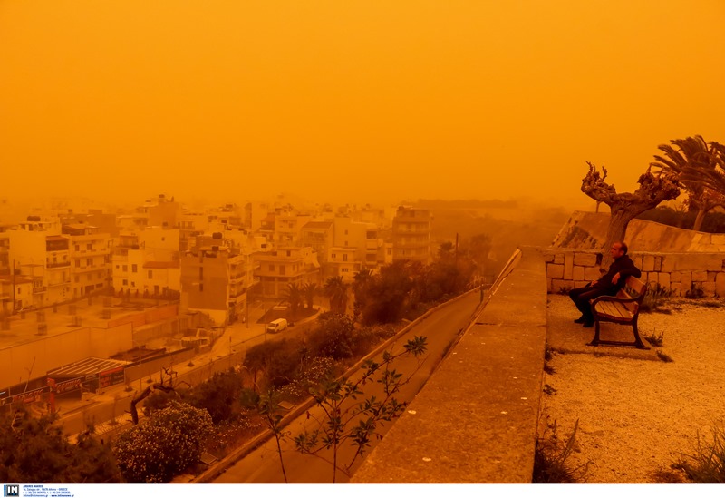 «Χαμένη» στην αφρικανική σκόνη μέχρι και την Τετάρτη η Κρήτη