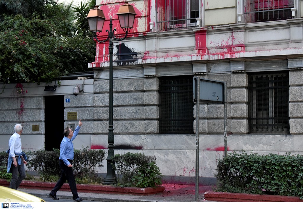 Νέα Δημοκρατία και Ποτάμι εγκαλούν την κυβέρνηση για την επίθεση Ρουβίκωνα