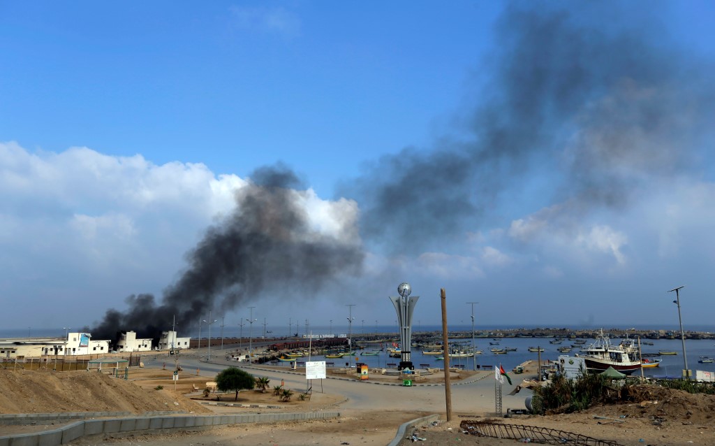 Ισραηλινά πολεμικά αεροσκάφη βομβάρδισαν το λιμάνι της Γάζας