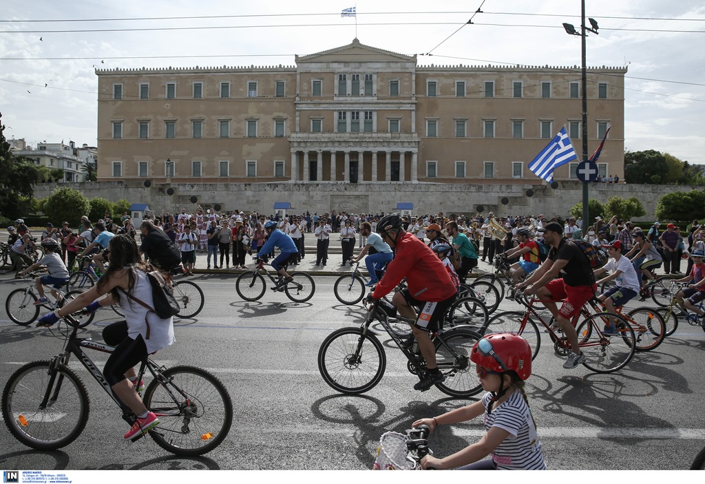 Κυκλοφοριακές ρυθμίσεις την Κυριακή στην Αθήνα, λόγω ποδηλατικού αγώνα