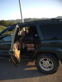 Είχαν φορτώσει ένα SUV με 250 κιλά ναρκωτικών (Photos)