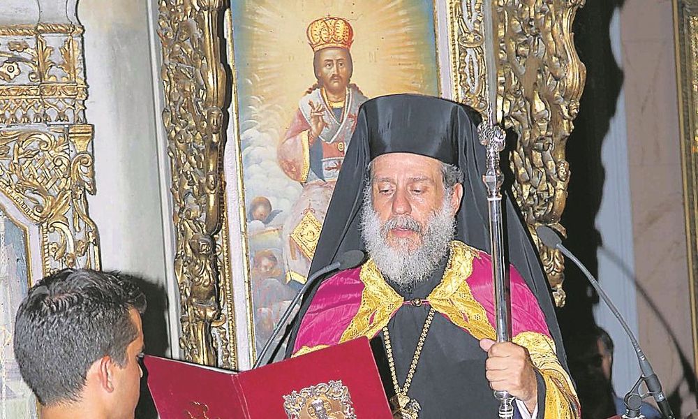 Βοήθειά μας! Επαναστατική γυμναστική από τους υπερασπιστές του Δωρόθεου Σύρου