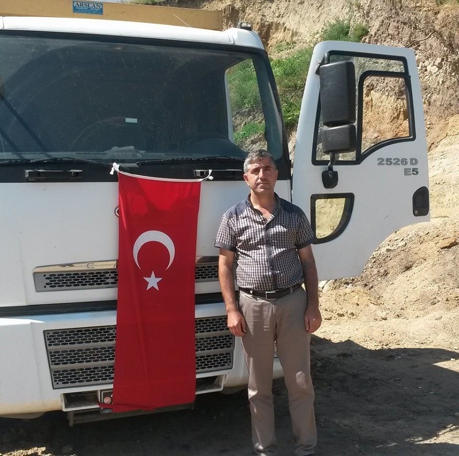 Αυτός είναι ο Τούρκος που συνελήφθη επειδή πέρασε τα σύνορα στον Έβρο (Photos)