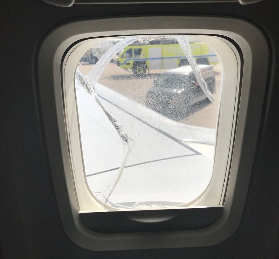 Νέοι μπελάδες για τη Southwest – Αναγκαστική προσγείωση λόγω προβλήματος σε παράθυρο