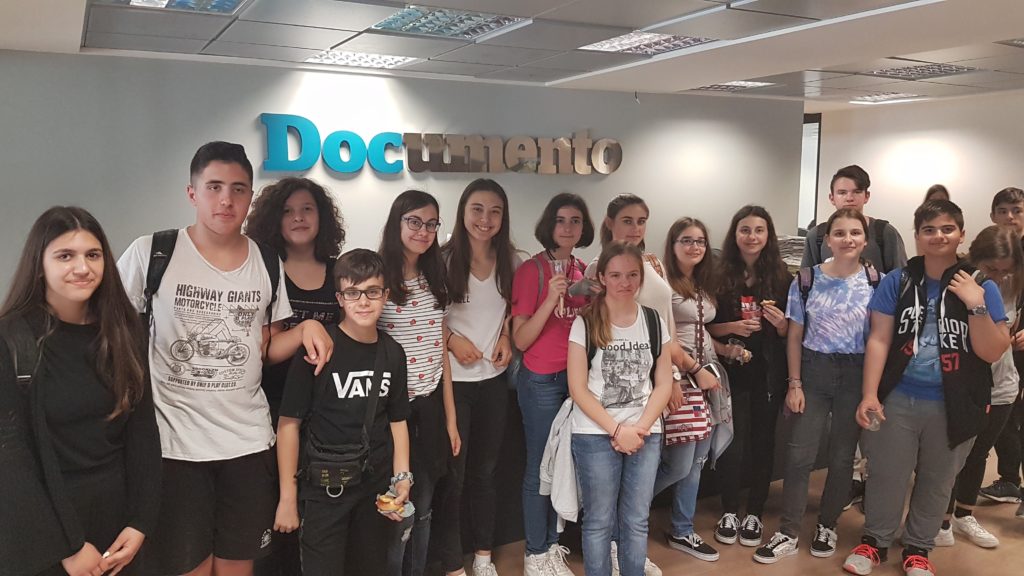 Επίσκεψη μαθητών στις εγκαταστάσεις του Documento