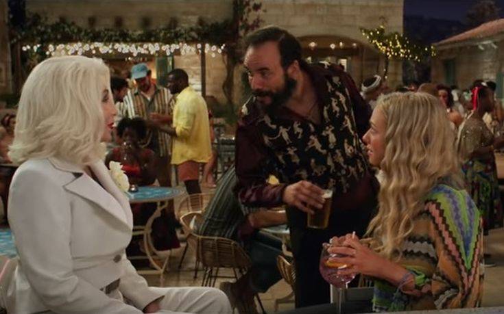 Όταν ο Πάνος Μουζουράκης φλερτάρει τη Σερ στο  «Mamma Mia!» (Video)