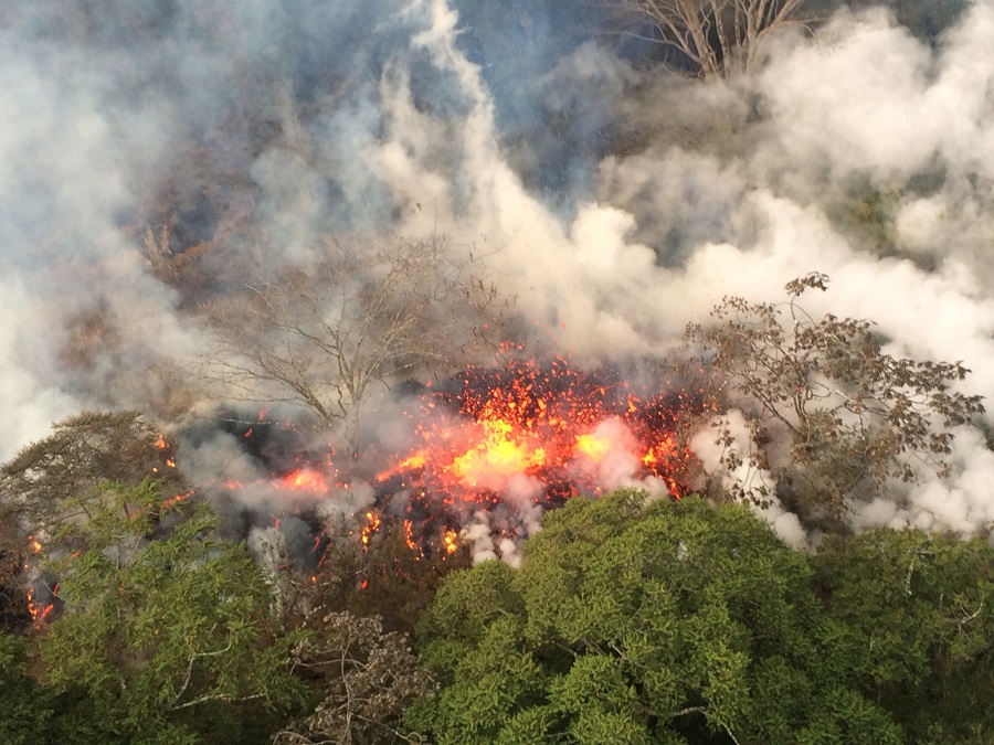 Χαβάη: Εξερράγη το ηφαίστειο Κιλαουέα – Εντυπωσιακά Video και Photos