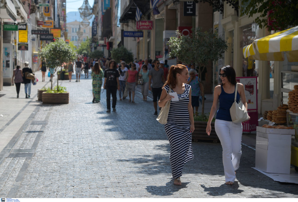Αθήνα: Παροδική μείωση κατά 50% των δημοτικών τελών των επιχειρήσεων στο εμπορικό τρίγωνο