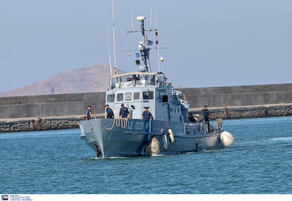 Πυρκαγιά σε ιστιοφόρο καταμαράν στο Πόρτο Ράφτη