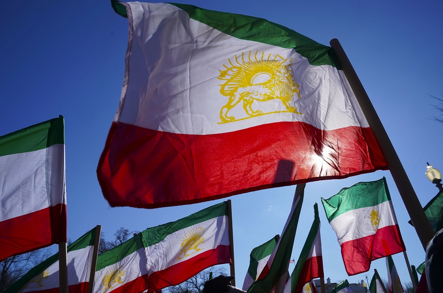 Ιράν: Οι ΗΠΑ θα έχουν την ίδια τύχη με τον Σαντάμ Χουσέιν