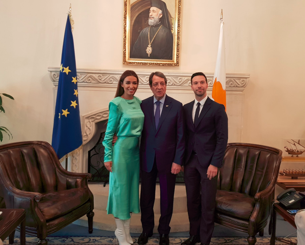 Ο πρόεδρος της Κύπρου «ένιωθε την ανάγκη να γνωρίσει από κοντά» την Ελένη Φουρέιρα (Photos)