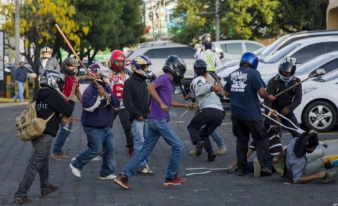 Νικαράγουα: Οδοφράγματα και έκρηξη βίας