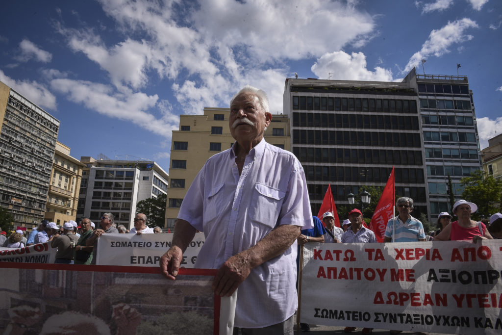 Στους δρόμους οι συνταξιούχοι (Photos)