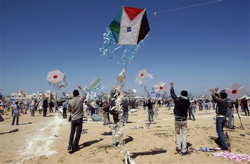 Μέτρα για τους «φονικούς χαρταετούς» των Παλαιστινίων από το Ισραήλ