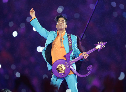Θα τρίζουν τα κόκαλά του – Οι κληρονόμοι του Prince τα βρήκαν με την Sony για επανακυκλοφορία 35 δίσκων του