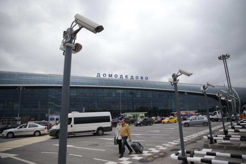 Έληξε ο συναγερμός στο αεροδρόμιο της Μόσχας – Συνελήφθη ένα άτομο