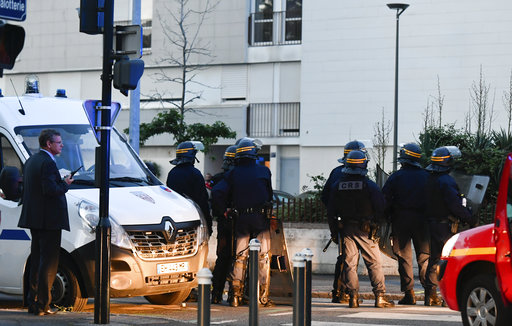 Γαλλία: Στη φυλακή ο αστυνομικός που σκότωσε τον 22χρονο στην Νάντη