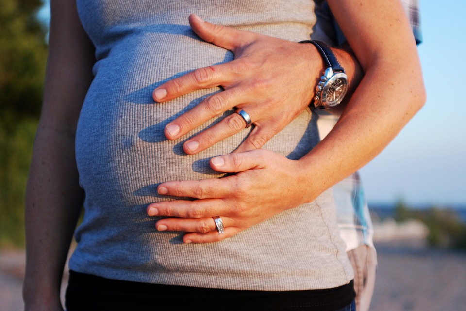Βόλος: 20χρονη γέννησε χωρίς να γνωρίζει πως ήταν έγκυος