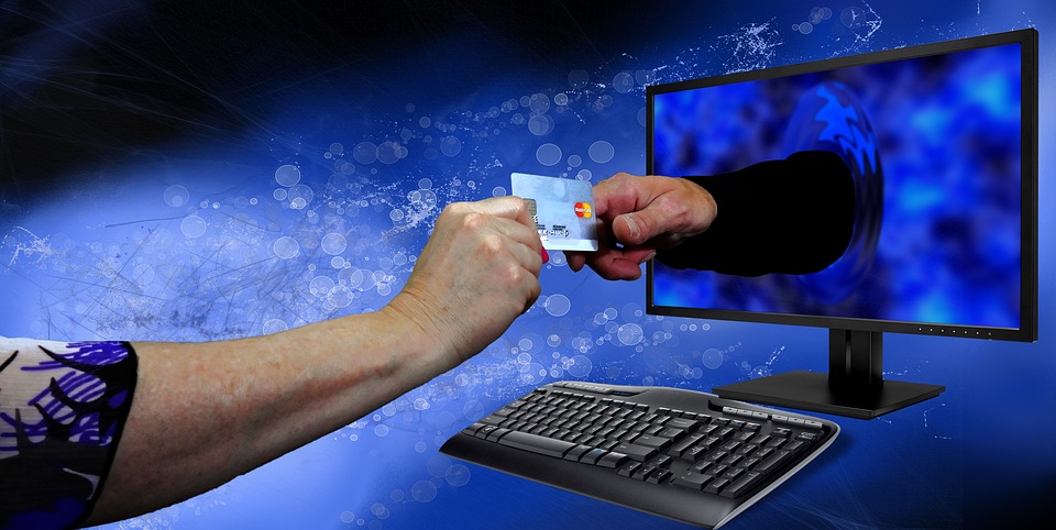 Οδηγίες της ΕΛΑΣ για να μην πέσουμε θύματα ηλεκτρονικής απάτης