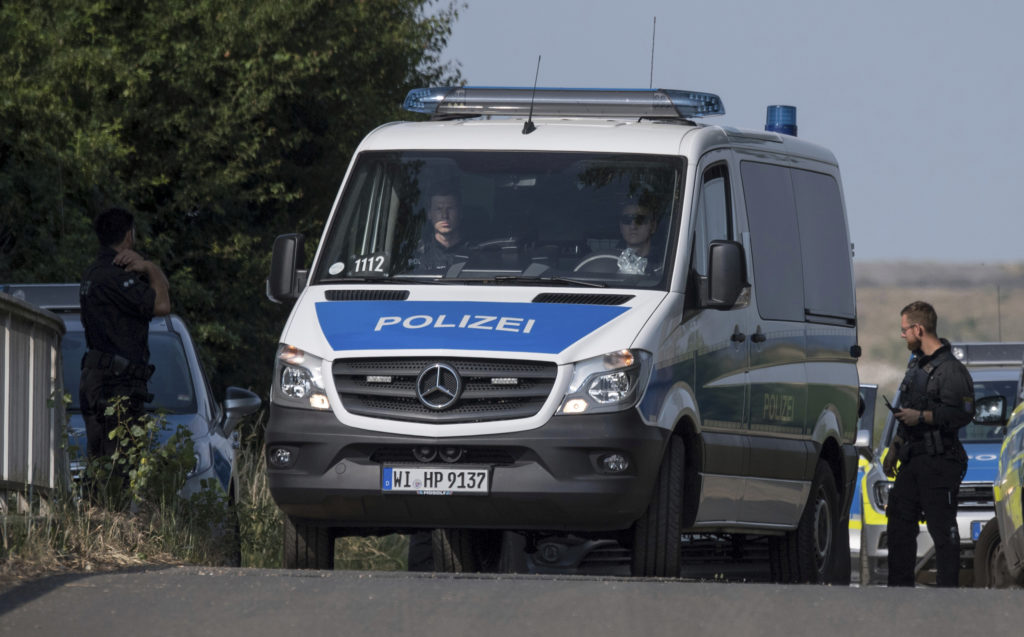 Συναγερμός στη Γερμανία: Πολλοί τραυματίες μετά από επίθεση με μαχαίρι σε λεωφορείο – Δεν αποκλείεται η τρομοκρατική ενέργεια