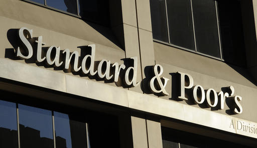 S&P: Περισσότερο από την ευρωζώνη θα αναπτύσσεται η Ελλάδα τα επόμενα χρόνια