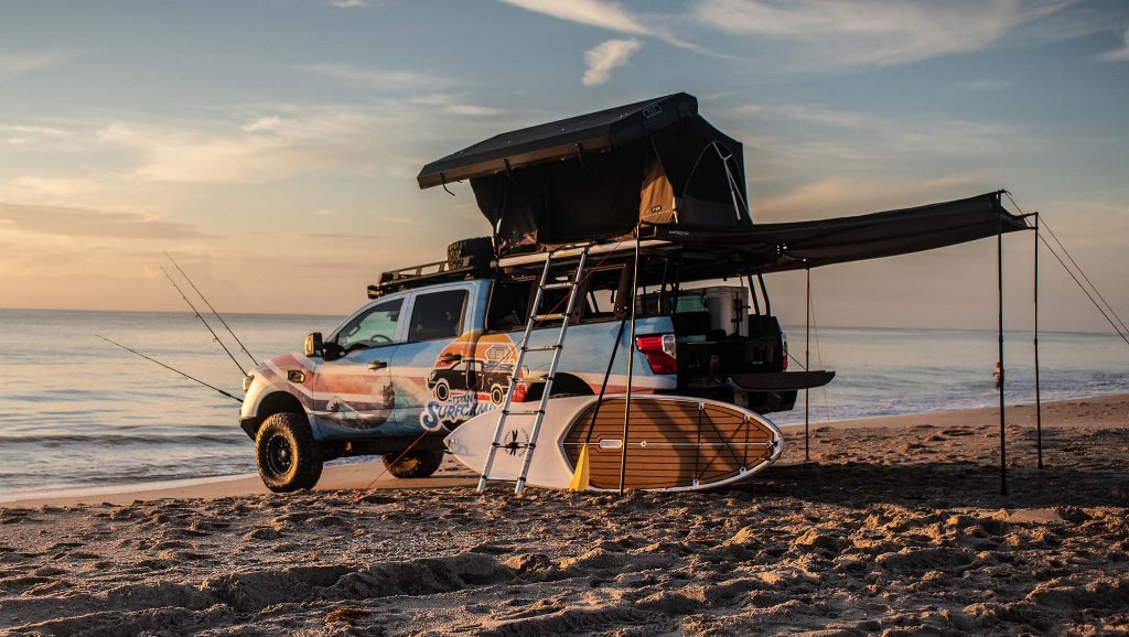 Nissan TITAN Surfcamp: Εκδρομικό όχημα (video)