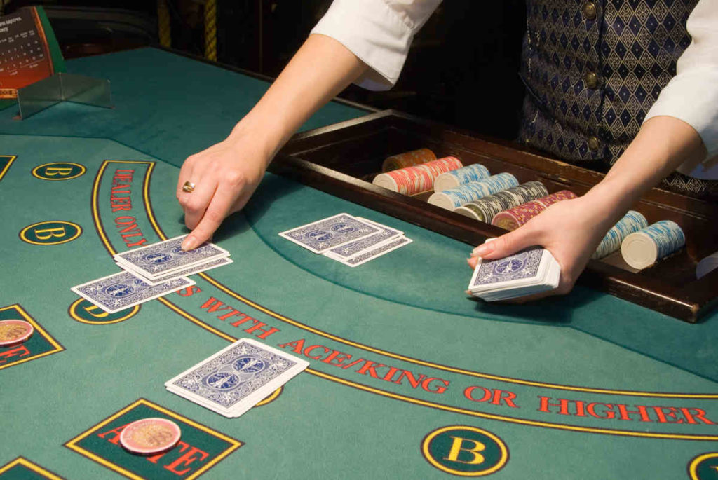 Πέντε καζίνο δεν πληρώνουν μισθούς και επιδόματα – Η απάντηση των εργαζομένων