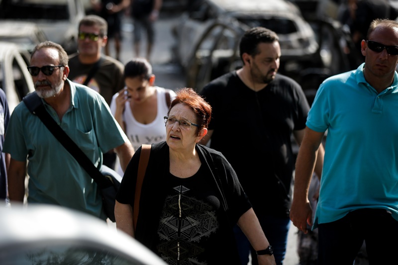 Στο παρά πέντε γλίτωσε από την φωτιά η Αλέκα Παπαρήγα