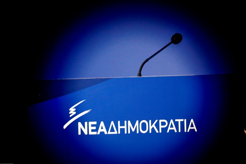 Κρεσέντο λασπολογίας της ΝΔ προς τον Κώστα Βαξεβάνη