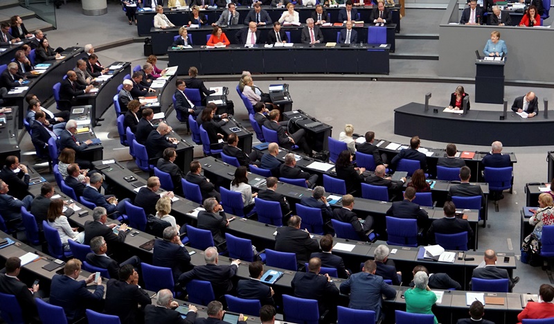 Γερμανία: Εγκρίνεται αύριο από την Βουλή η τελευταία δανειακή δόση προς την Ελλάδα